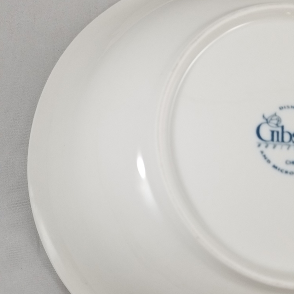 Gibson Housewares Flourish White Embossed Rimmed Soup Bowl - Picture 12 of 12
